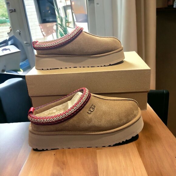 UGG Tazz Chestnut Platform Mule Clog Slipper - Picture 4 of 4